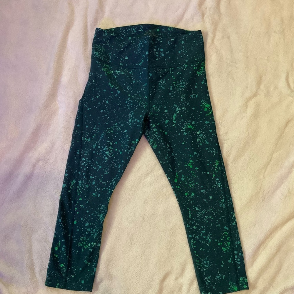 Athleta Ultimate Stash Pocket Splat high waist capri size M teal leggins